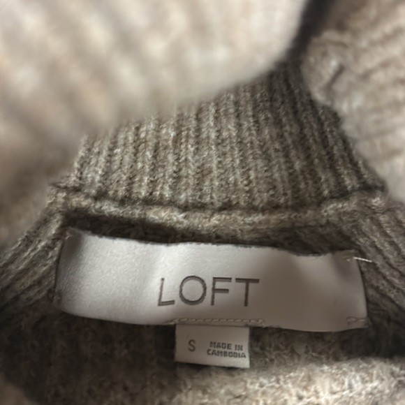 Loft high neck oatmeal sweater Small - Picture 3 of 5